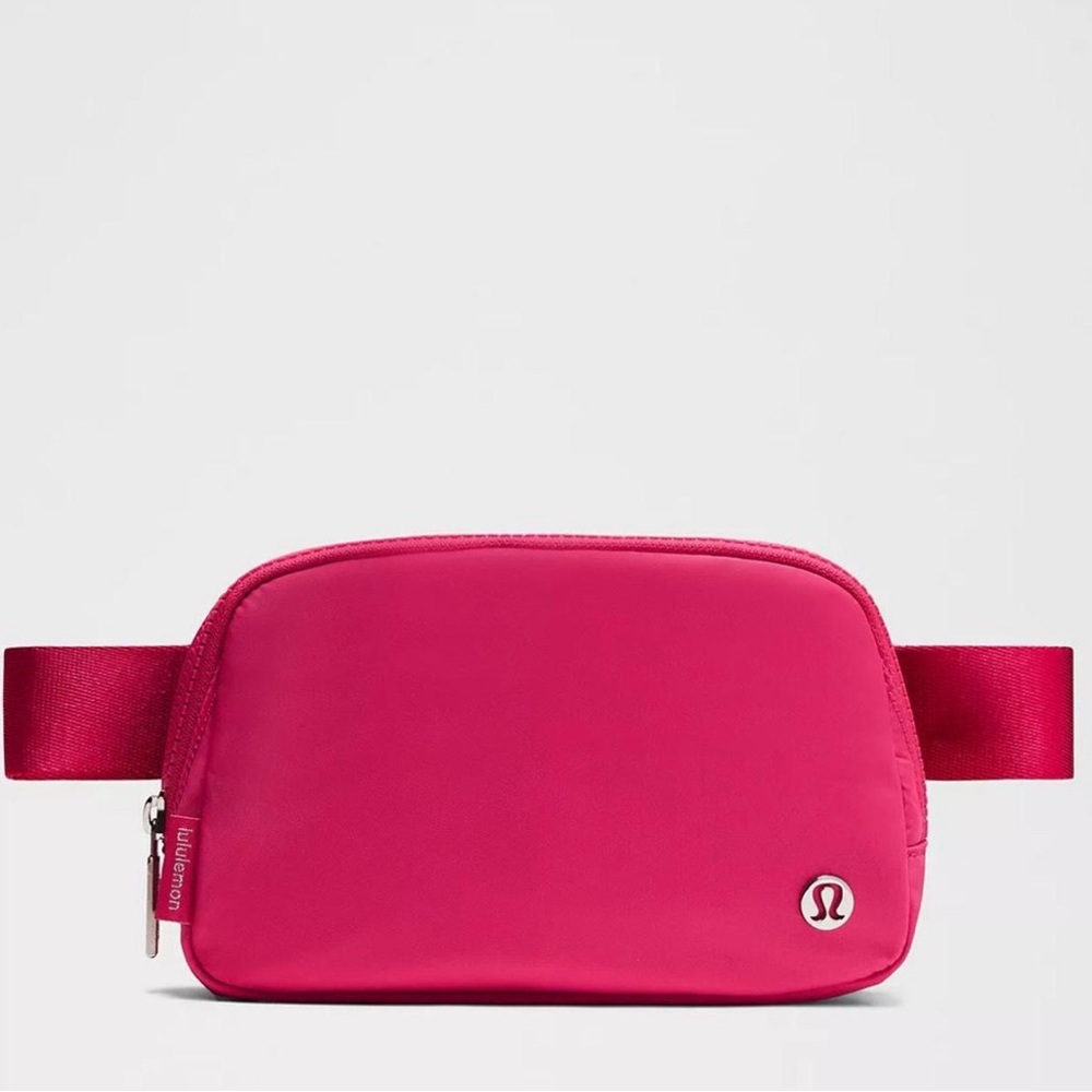 Lululemon Vibrant Pink Everywhere Belt Bag